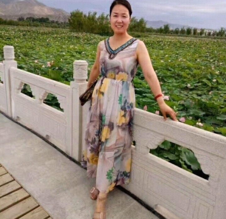 红叶的第一张照片--白银残疾人相亲网